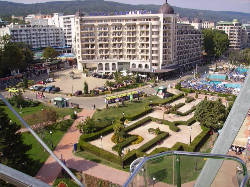 „ЗЛАТНИ ПЯСЪЦИ”, БЪЛГАРИЯ